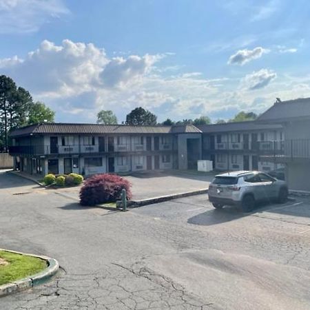 Western Inn Marietta Смирна Экстерьер фото